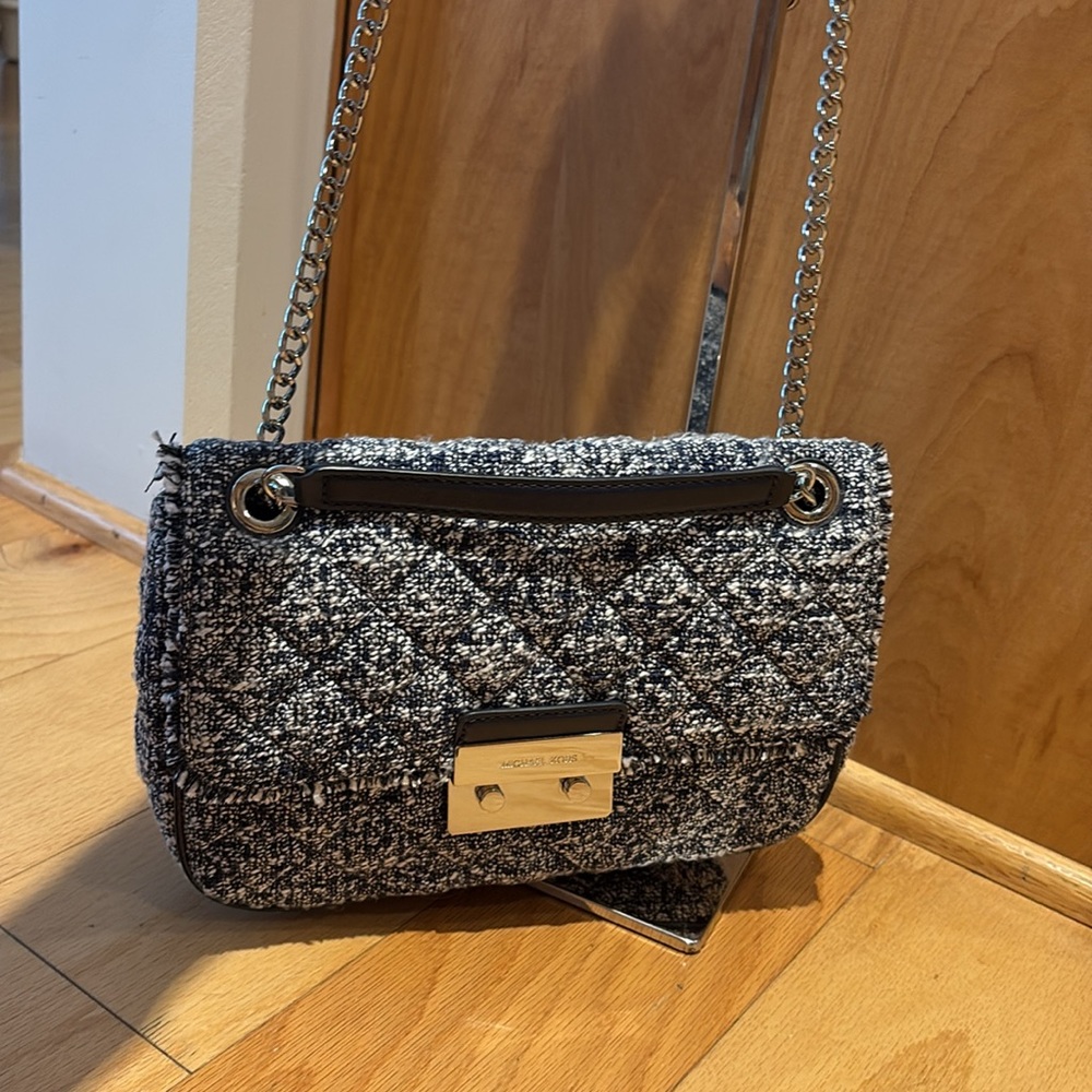 Michael Kors Sloan Large Admiral Tweed Shoulder Bag Navy Blue silver chevron - Picture 8 of 16